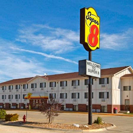 Super 8 Kingdom City מראה חיצוני תמונה